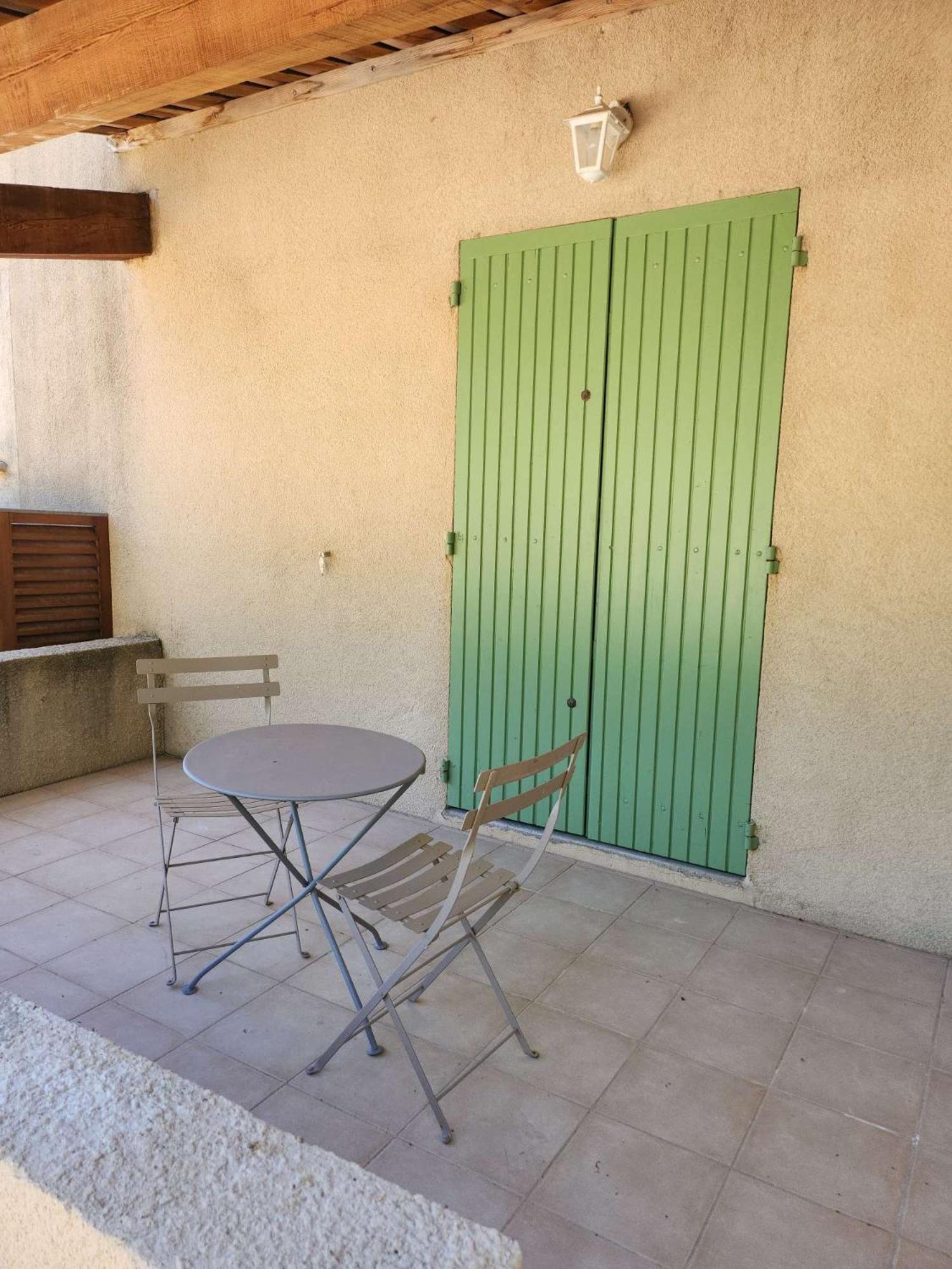 Le Clos Renaissance Oppede Exterior photo